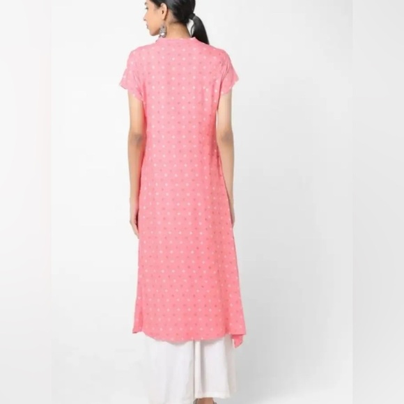 Avaasa women’s dress size L gentle use soft fabric - Picture 2 of 9